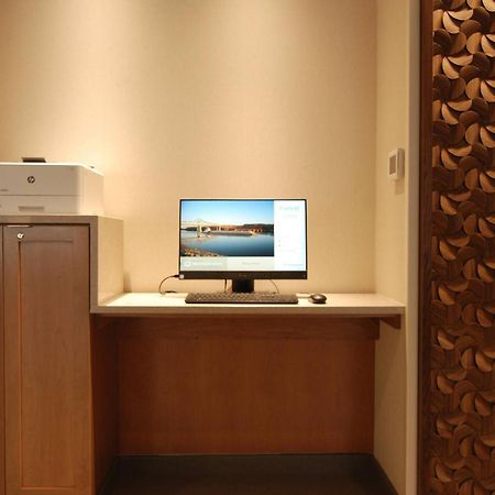 Fairfield Inn & Suites Уинона Экстерьер фото